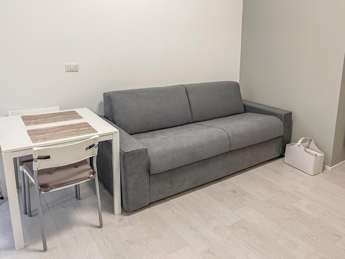 Bnb Capital Milano Moscova - White Exterior foto