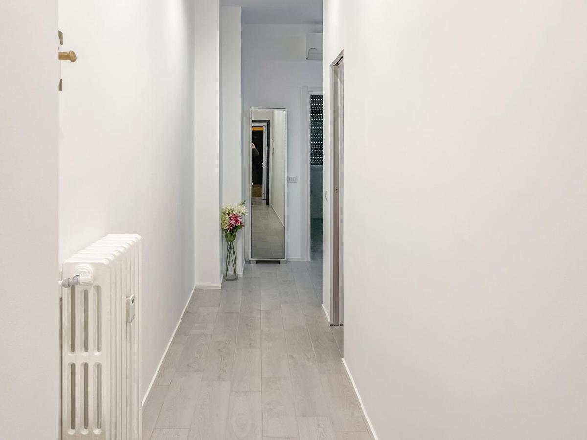 Bnb Capital Milano Moscova - White Exterior foto